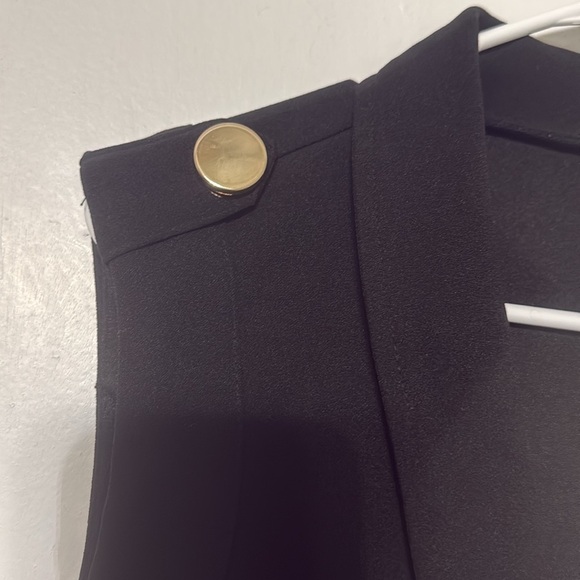 Black Sleeveless Long Cardigan - Picture 5 of 5